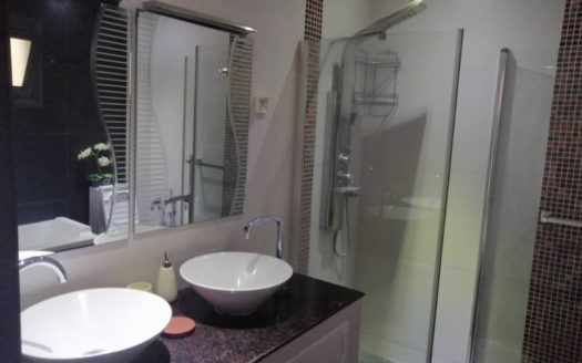 Location appartement meublé Point E