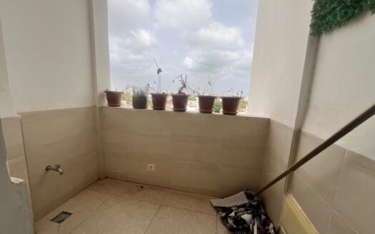 Appartement a louer Point E