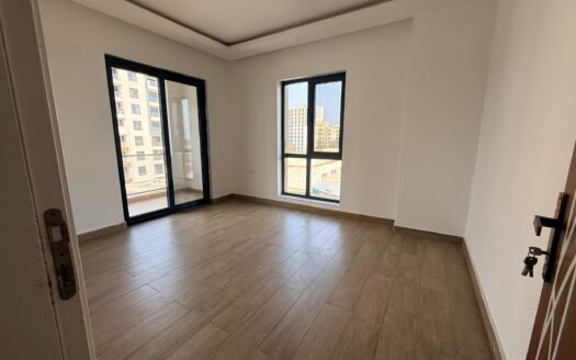 UN APPARTEMENT F4 A LOUER AU POINT E