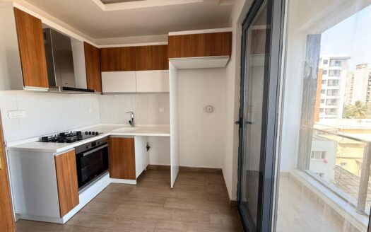 UN APPARTEMENT F4 A LOUER AU POINT E